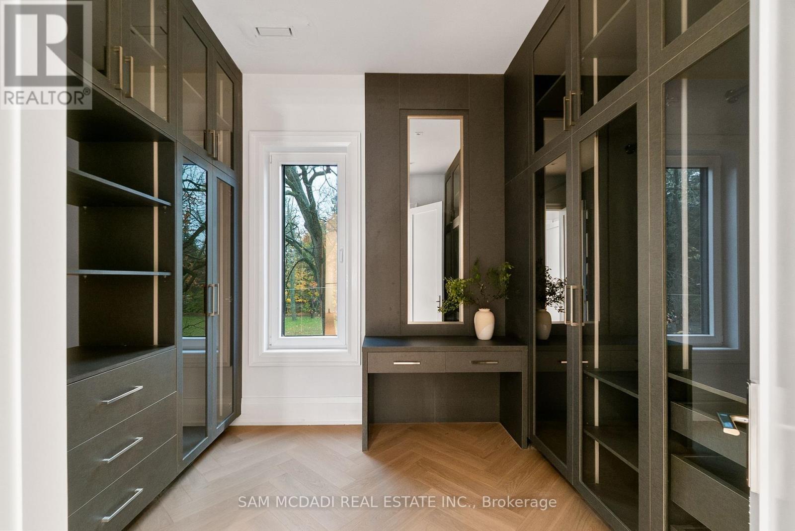 84 Pebbleridge Place, Oakville, Ontario  L6K 3Y4 - Photo 19 - W12792798