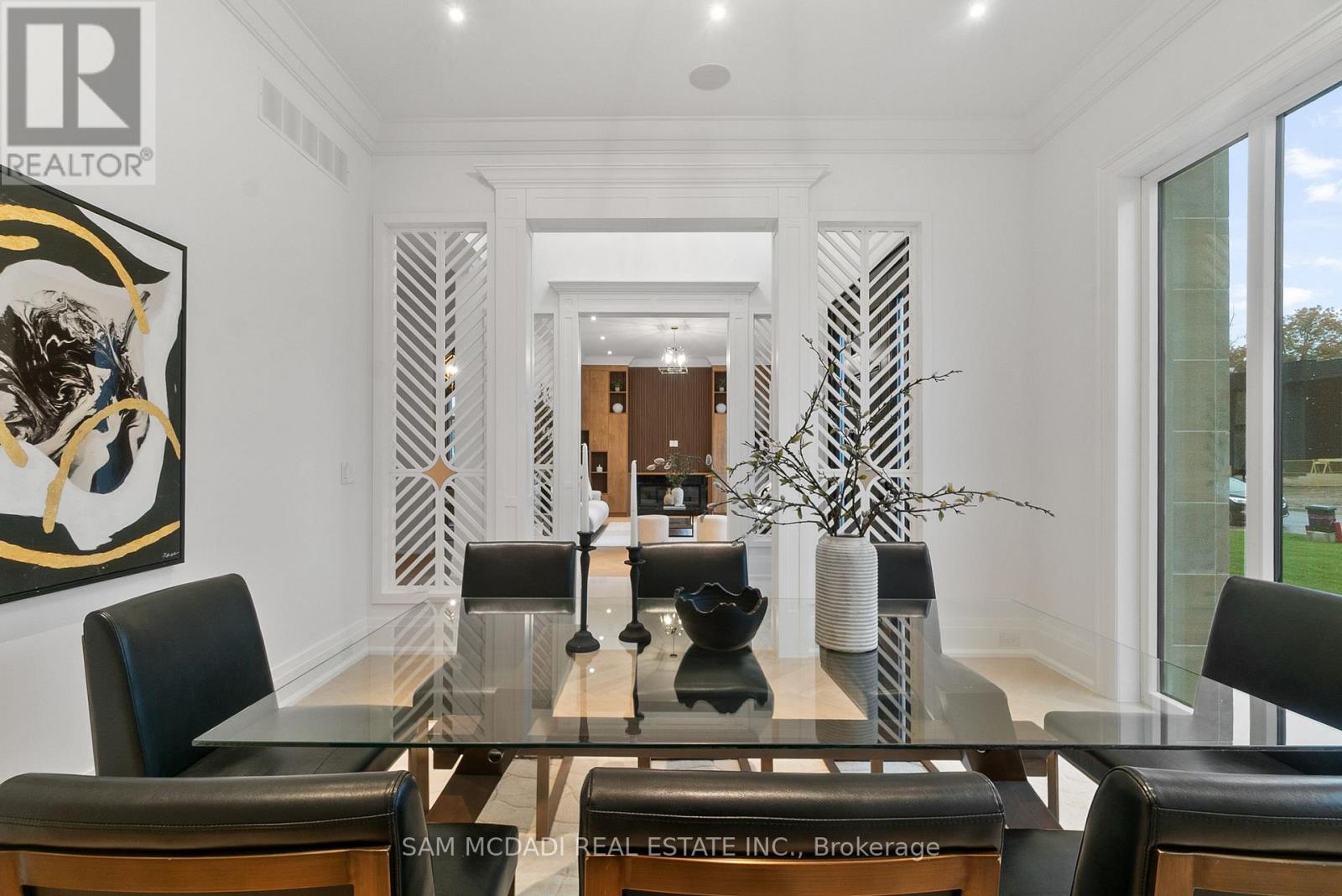 84 Pebbleridge Place, Oakville, Ontario  L6K 3Y4 - Photo 4 - W12792798