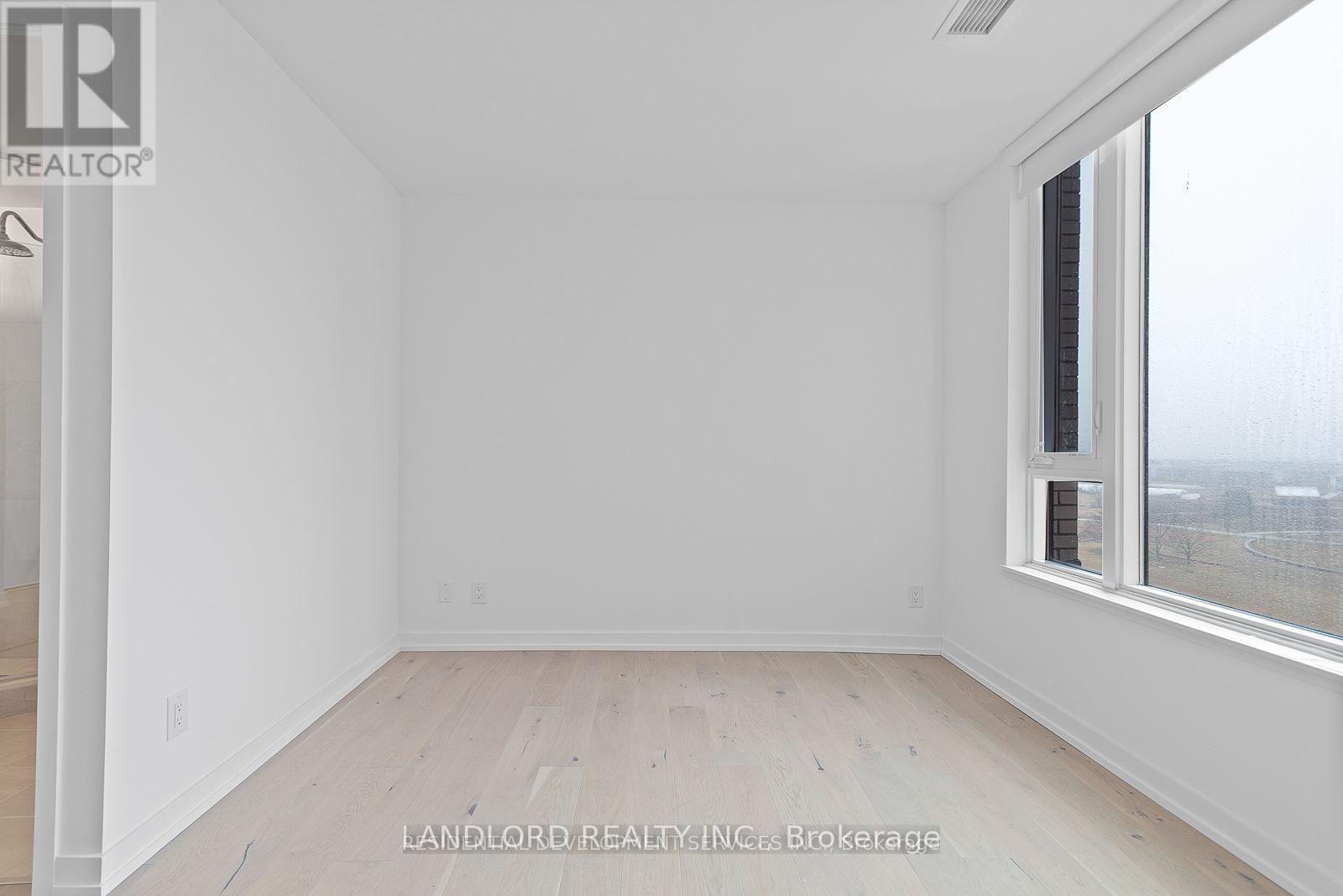 1205 - 3100 Keele Street, Toronto, Ontario  M3M 0E1 - Photo 11 - W12792822