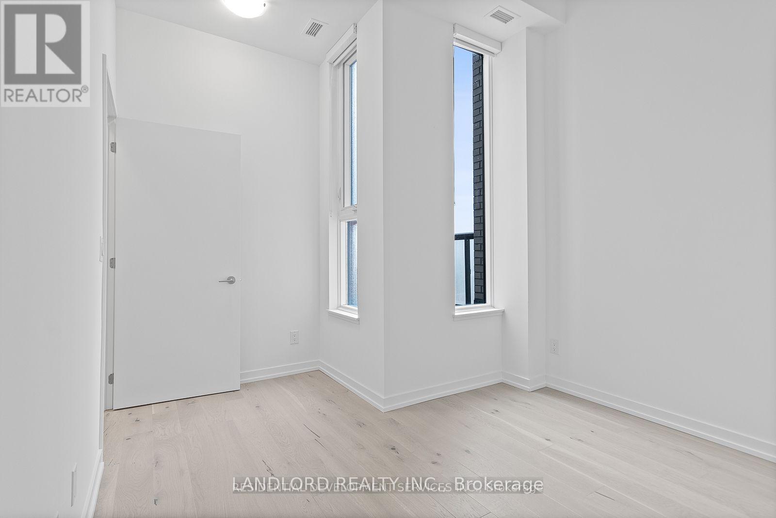 1205 - 3100 Keele Street, Toronto, Ontario  M3M 0E1 - Photo 16 - W12792822