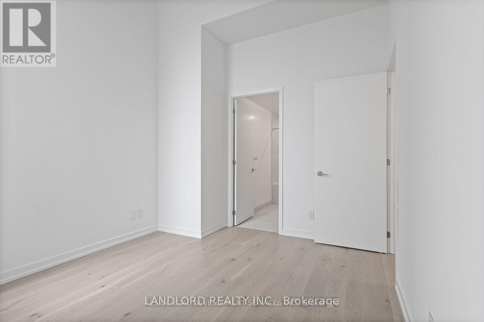 1205 - 3100 Keele Street, Toronto, Ontario  M3M 0E1 - Photo 18 - W12792822