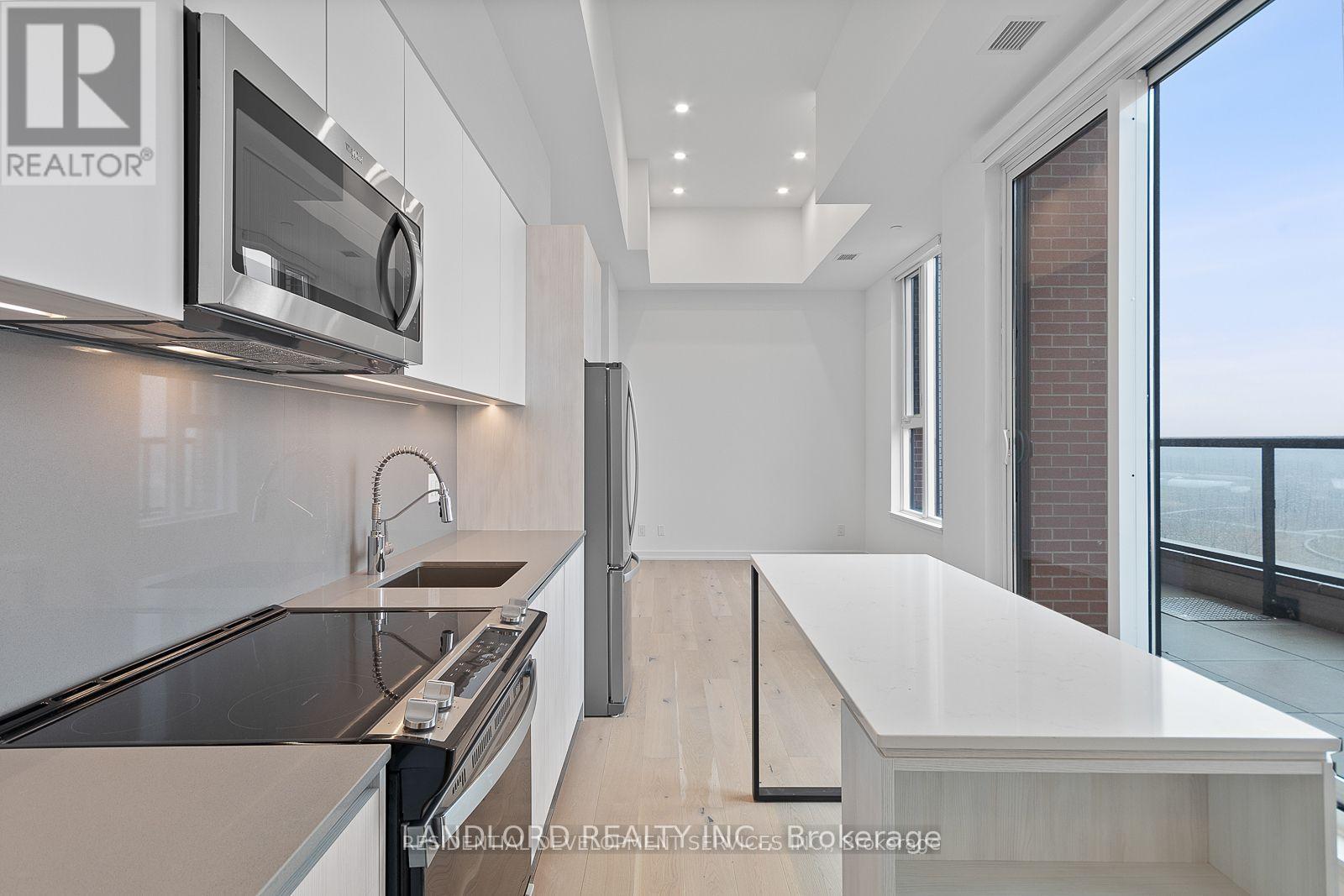 1205 - 3100 Keele Street, Toronto, Ontario  M3M 0E1 - Photo 5 - W12792822