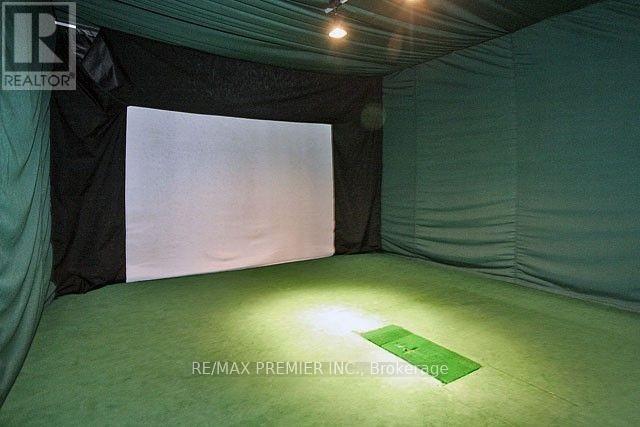 612 - 33 Elm Drive W, Mississauga, Ontario  L5B 4M1 - Photo 4 - W12792834