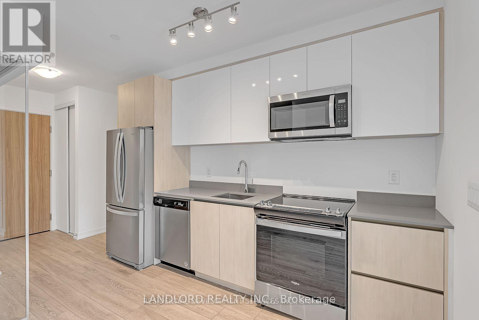 118 - 11 MARYPORT AVENUE, Toronto, Ontario