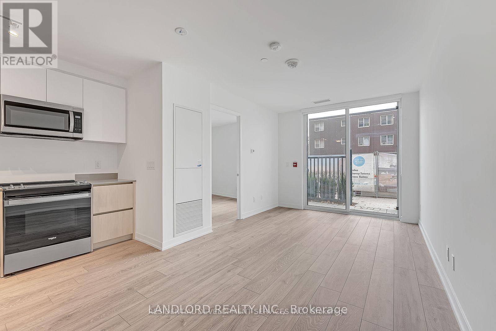 118 - 11 Maryport Avenue, Toronto, Ontario  M3M 0E2 - Photo 5 - W12792850