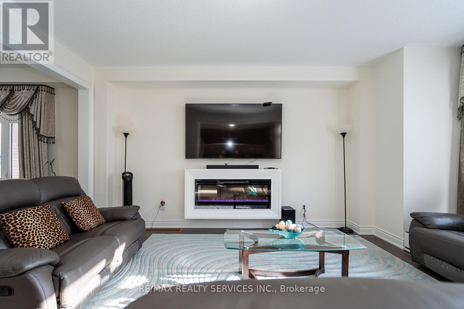 34 Thornvalley Terrace, Caledon, Ontario  L7C 4H9 - Photo 11 - W12792856