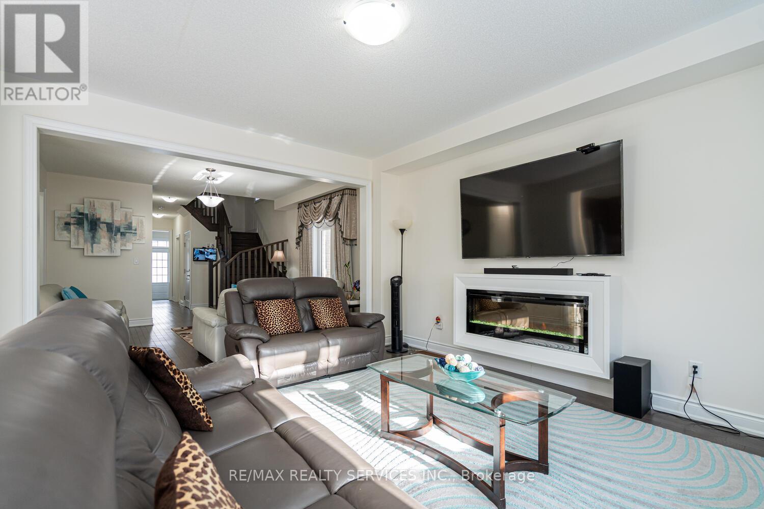 34 Thornvalley Terrace, Caledon, Ontario  L7C 4H9 - Photo 12 - W12792856