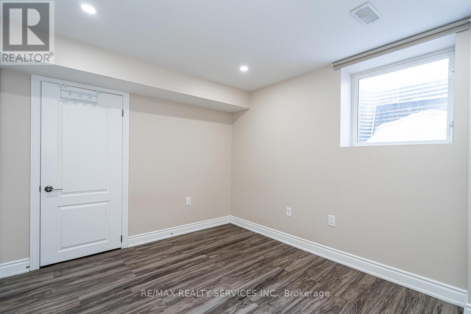 34 Thornvalley Terrace, Caledon, Ontario  L7C 4H9 - Photo 43 - W12792856