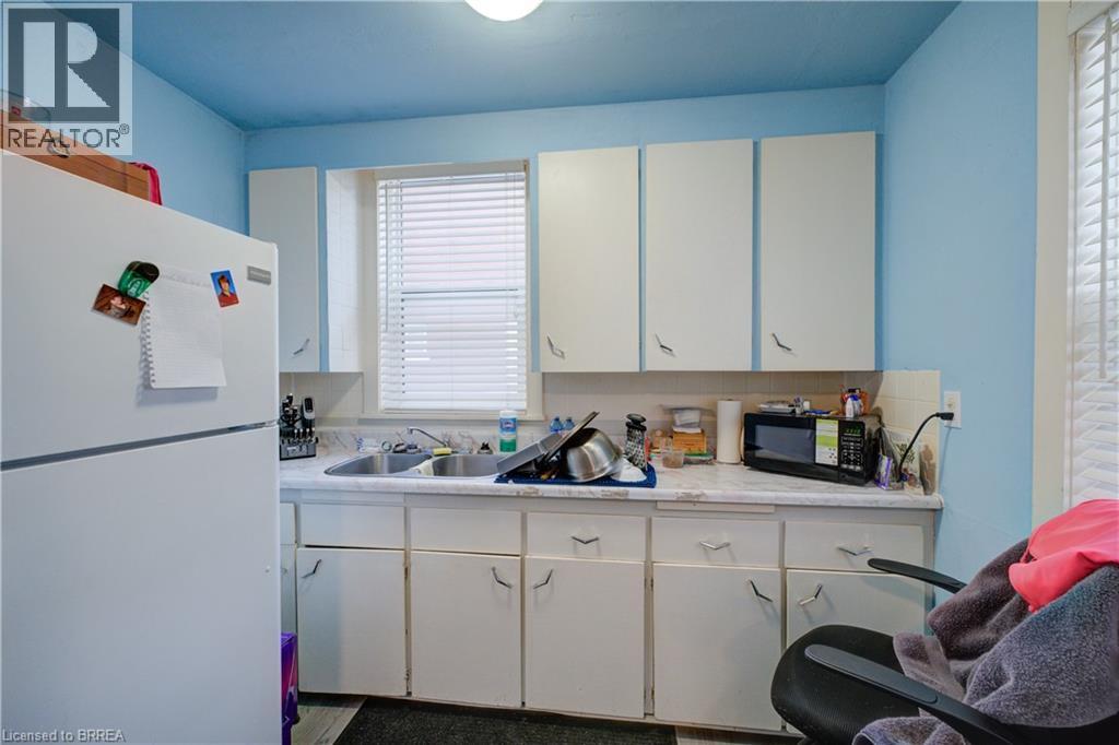 38 Nelson Street, Brantford, Ontario  N3T 2M8 - Photo 18 - 40805139