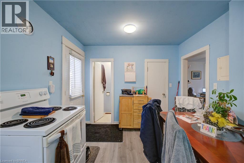 38 Nelson Street, Brantford, Ontario  N3T 2M8 - Photo 19 - 40805139