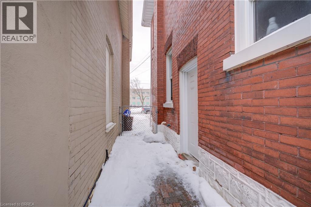 38 Nelson Street, Brantford, Ontario  N3T 2M8 - Photo 24 - 40805139