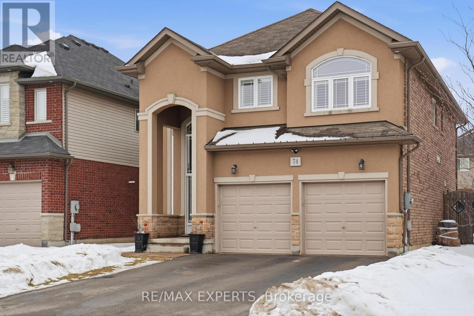 74 Boulder Crescent, Hamilton, Ontario  L0R 1P0 - Photo 2 - X12792894