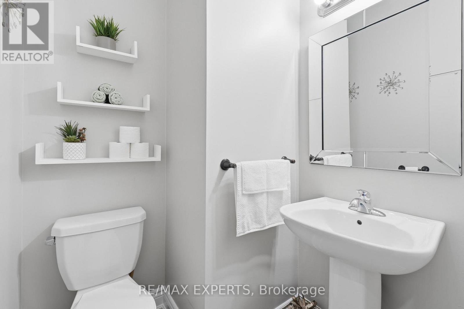 74 Boulder Crescent, Hamilton, Ontario  L0R 1P0 - Photo 24 - X12792894