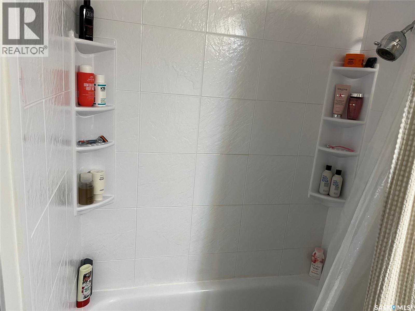 207 Dominion Road, Assiniboia, Saskatchewan  S0H 0B0 - Photo 19 - SK028694