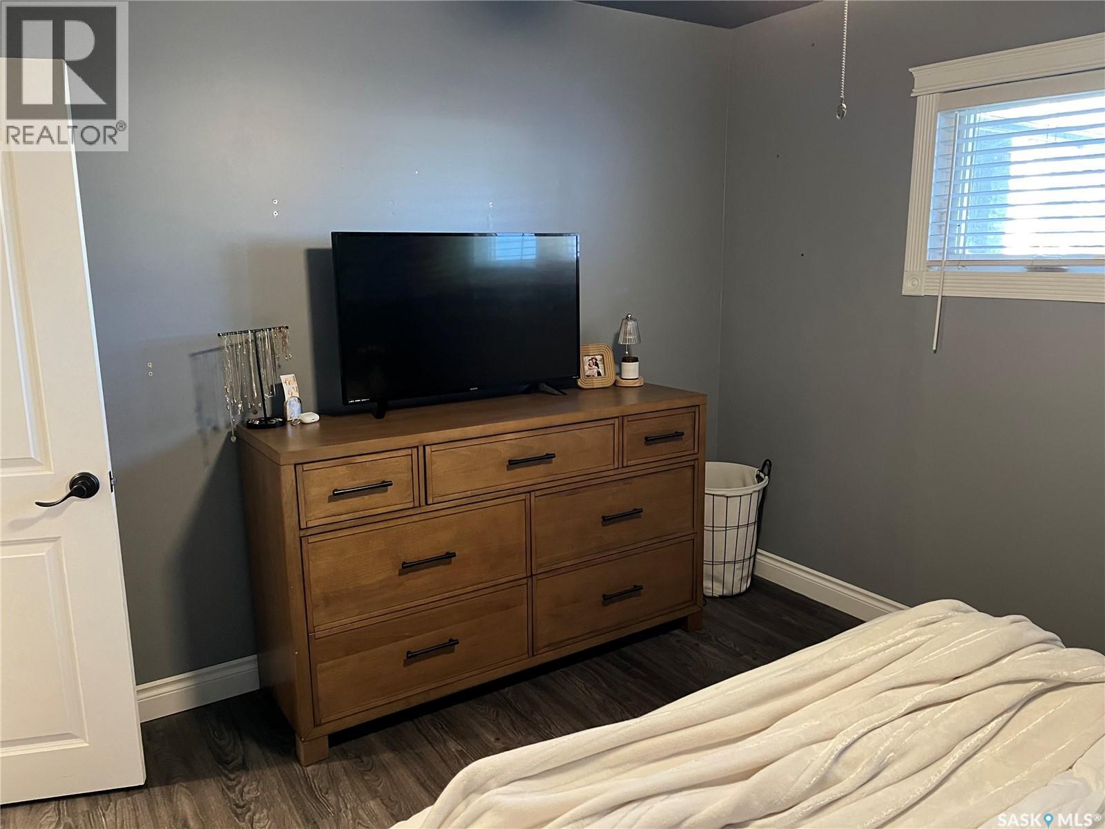 207 Dominion Road, Assiniboia, Saskatchewan  S0H 0B0 - Photo 22 - SK028694