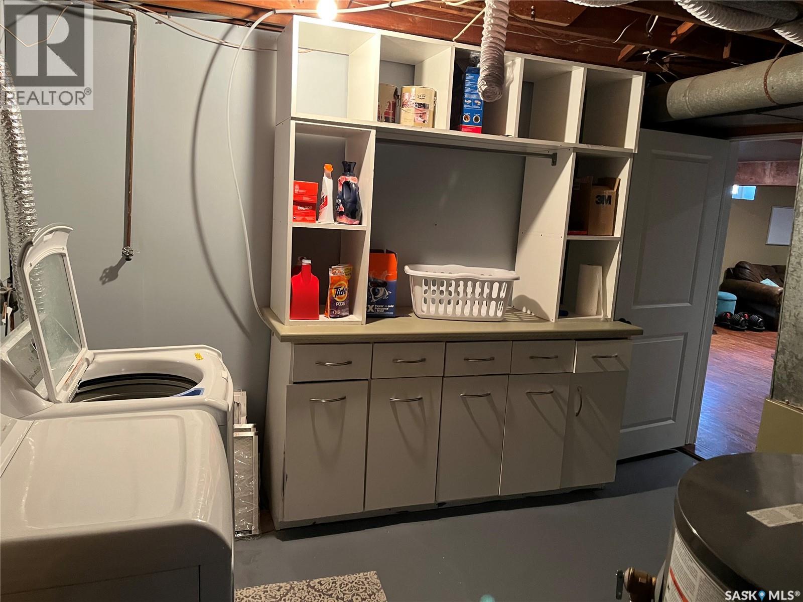 207 Dominion Road, Assiniboia, Saskatchewan  S0H 0B0 - Photo 42 - SK028694