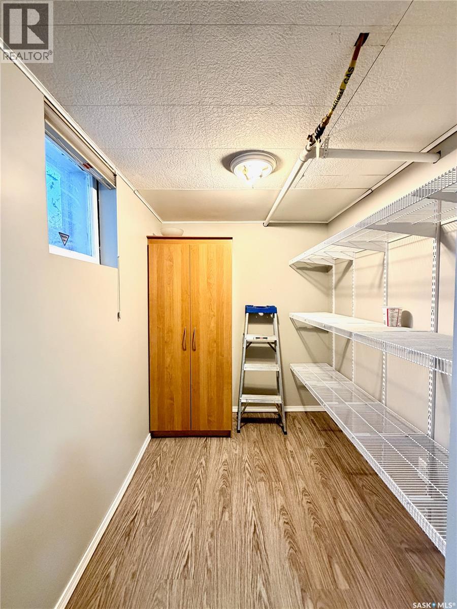 304 32nd Street W, Saskatoon, Saskatchewan  S7L 0S6 - Photo 24 - SK028692