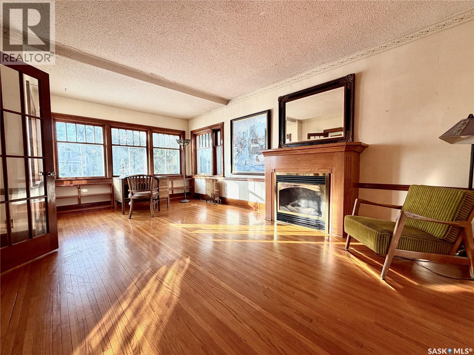 304 32nd Street W, Saskatoon, Saskatchewan  S7L 0S6 - Photo 5 - SK028692