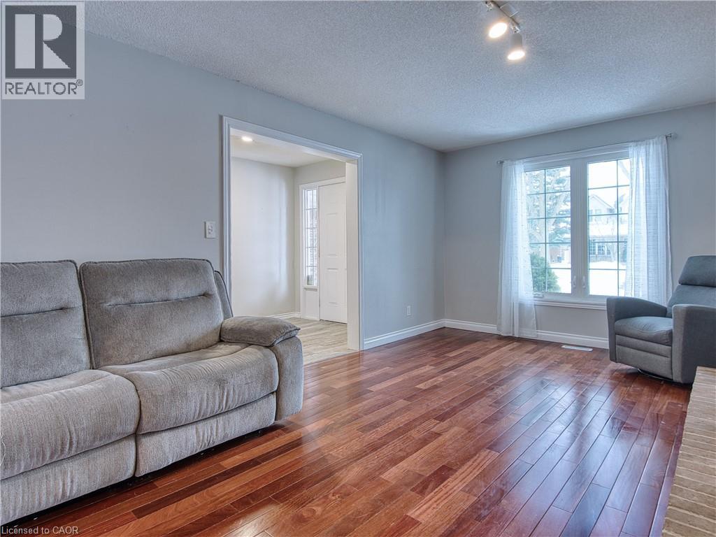 51 Huntington Lane, St. Catharines, Ontario  L2S 3R5 - Photo 3 - 40805529