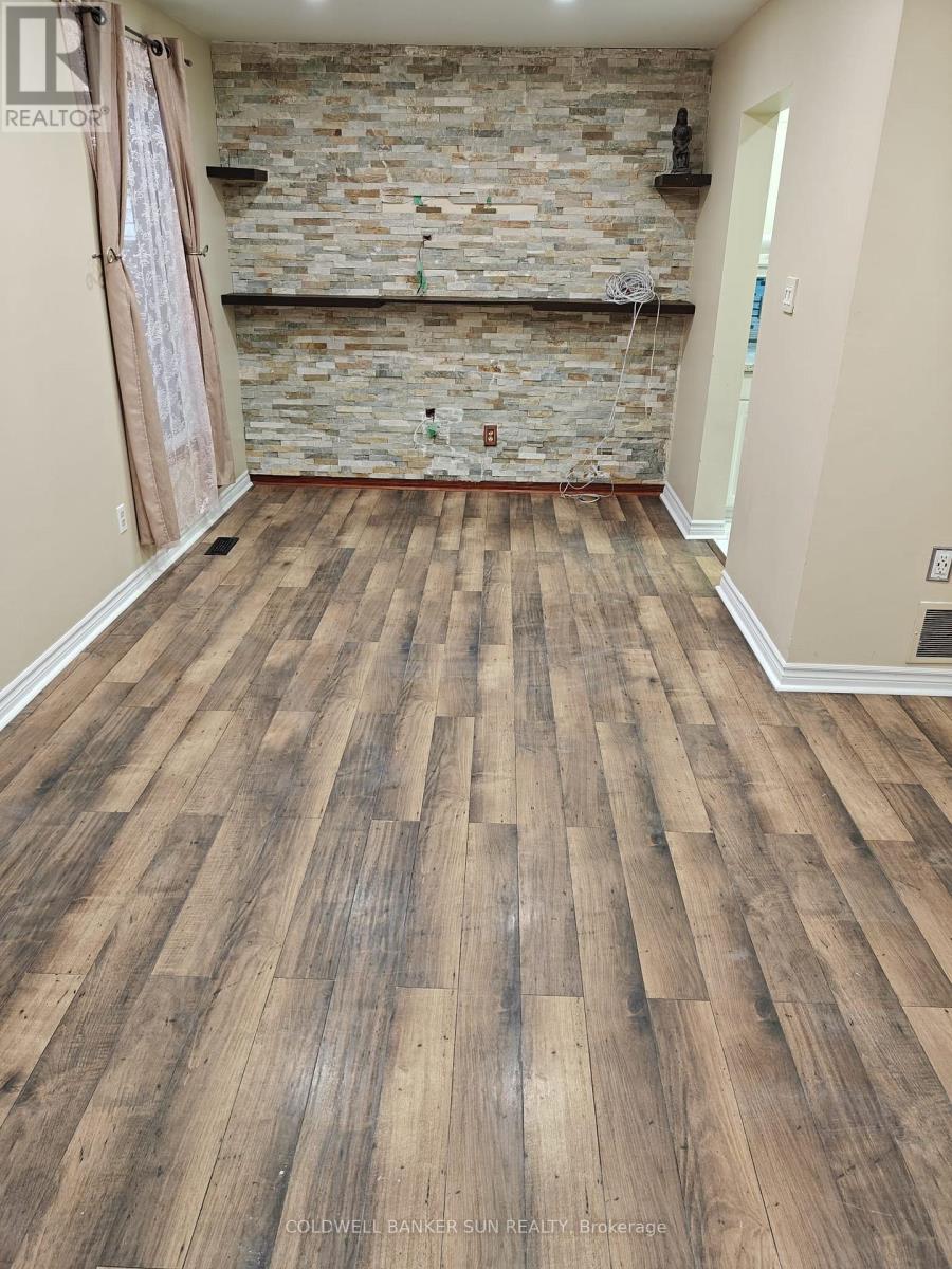 Upper - 6 Clearview Court, Brampton, Ontario  L6Z 2B1 - Photo 6 - W12613326