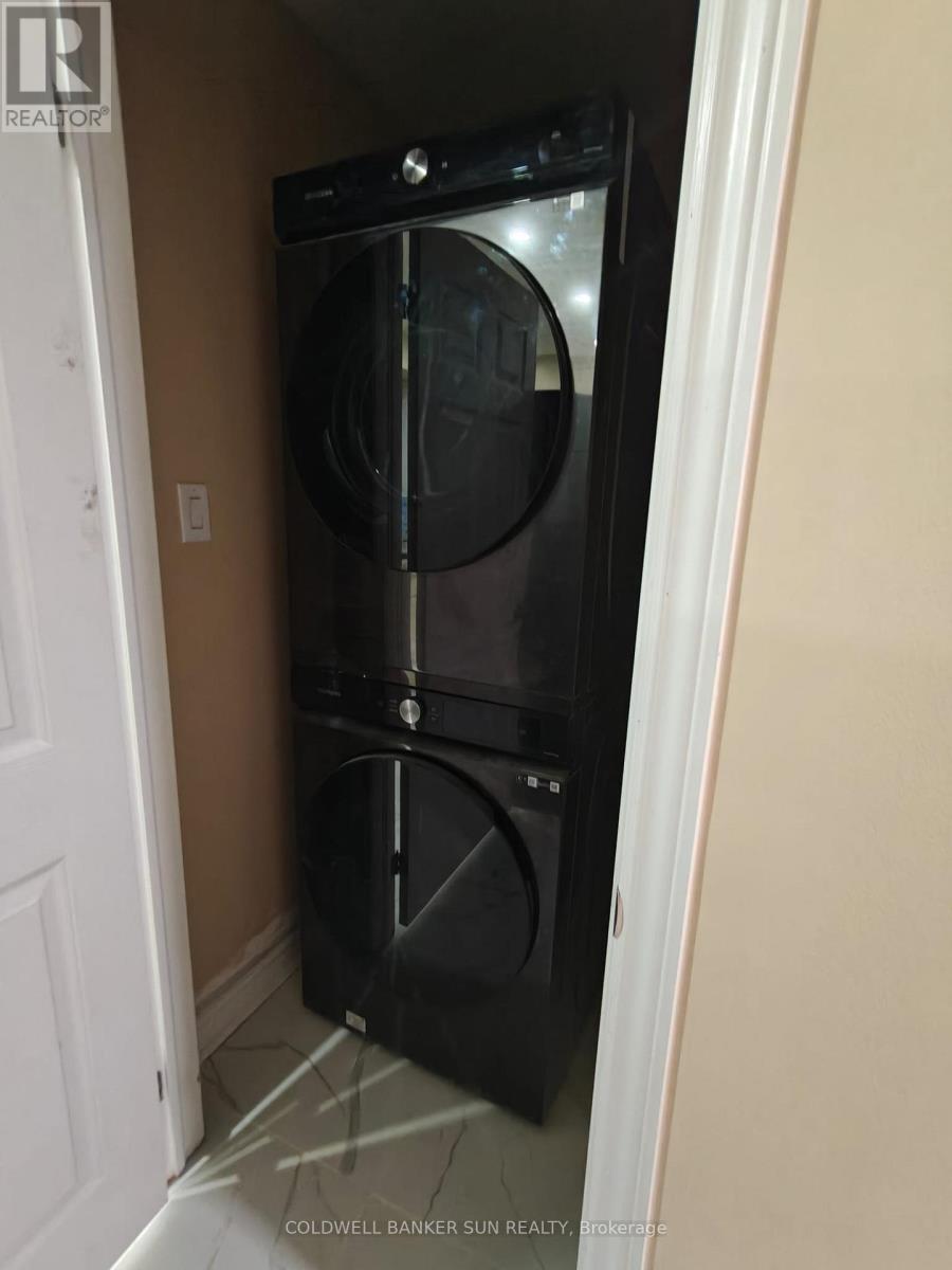 Upper - 6 Clearview Court, Brampton, Ontario  L6Z 2B1 - Photo 24 - W12613326