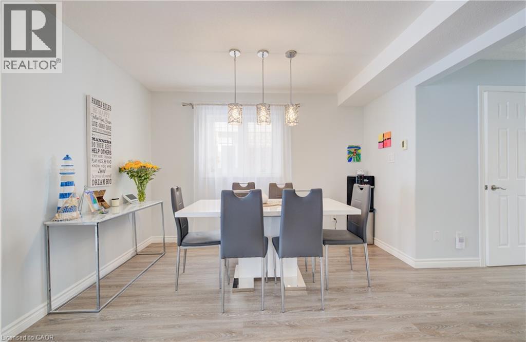 64 Hidden Creek Drive, Kitchener, Ontario  N2N 3N7 - Photo 5 - 40805057