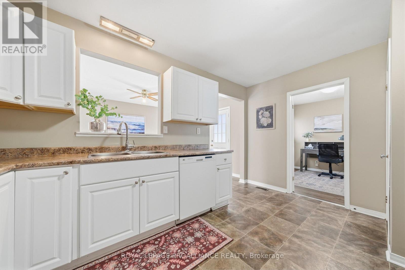 533 Bridge Street E, Belleville (Belleville Ward), Ontario  K8N 1R7 - Photo 19 - X12792924