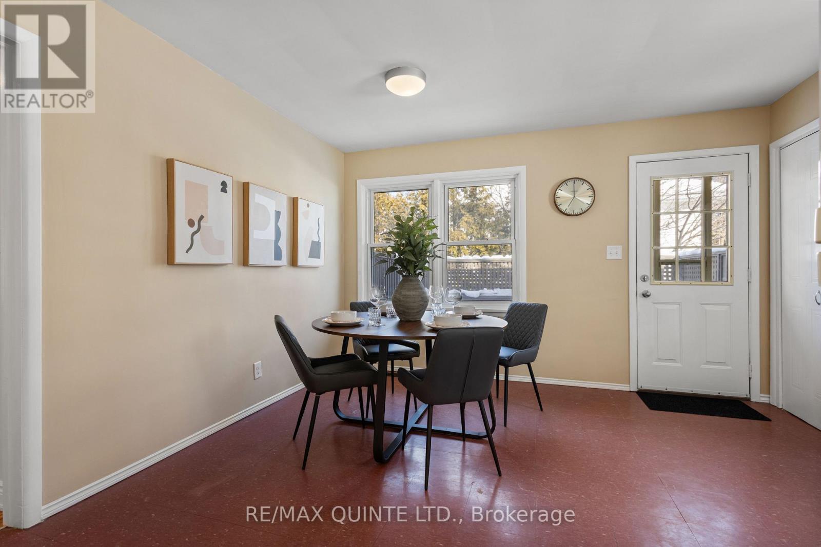 20 Prospect Avenue, Prince Edward County (Picton Ward), Ontario  K0K 2T0 - Photo 16 - X12793004