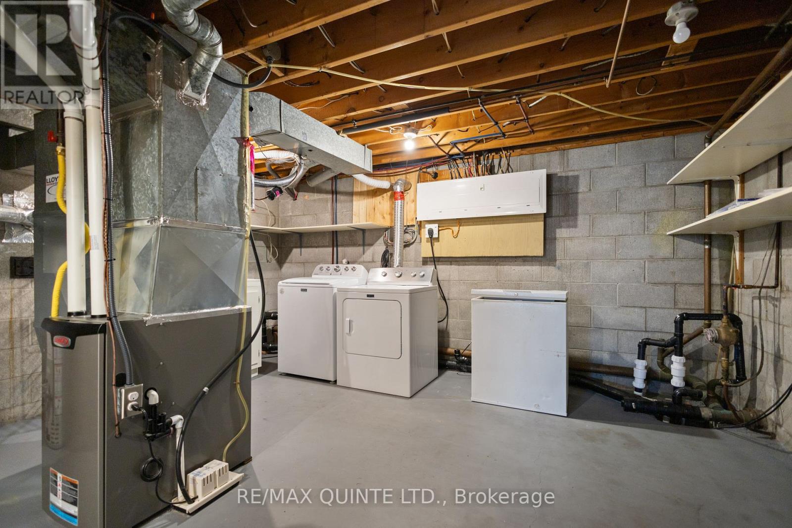 20 Prospect Avenue, Prince Edward County (Picton Ward), Ontario  K0K 2T0 - Photo 41 - X12793004