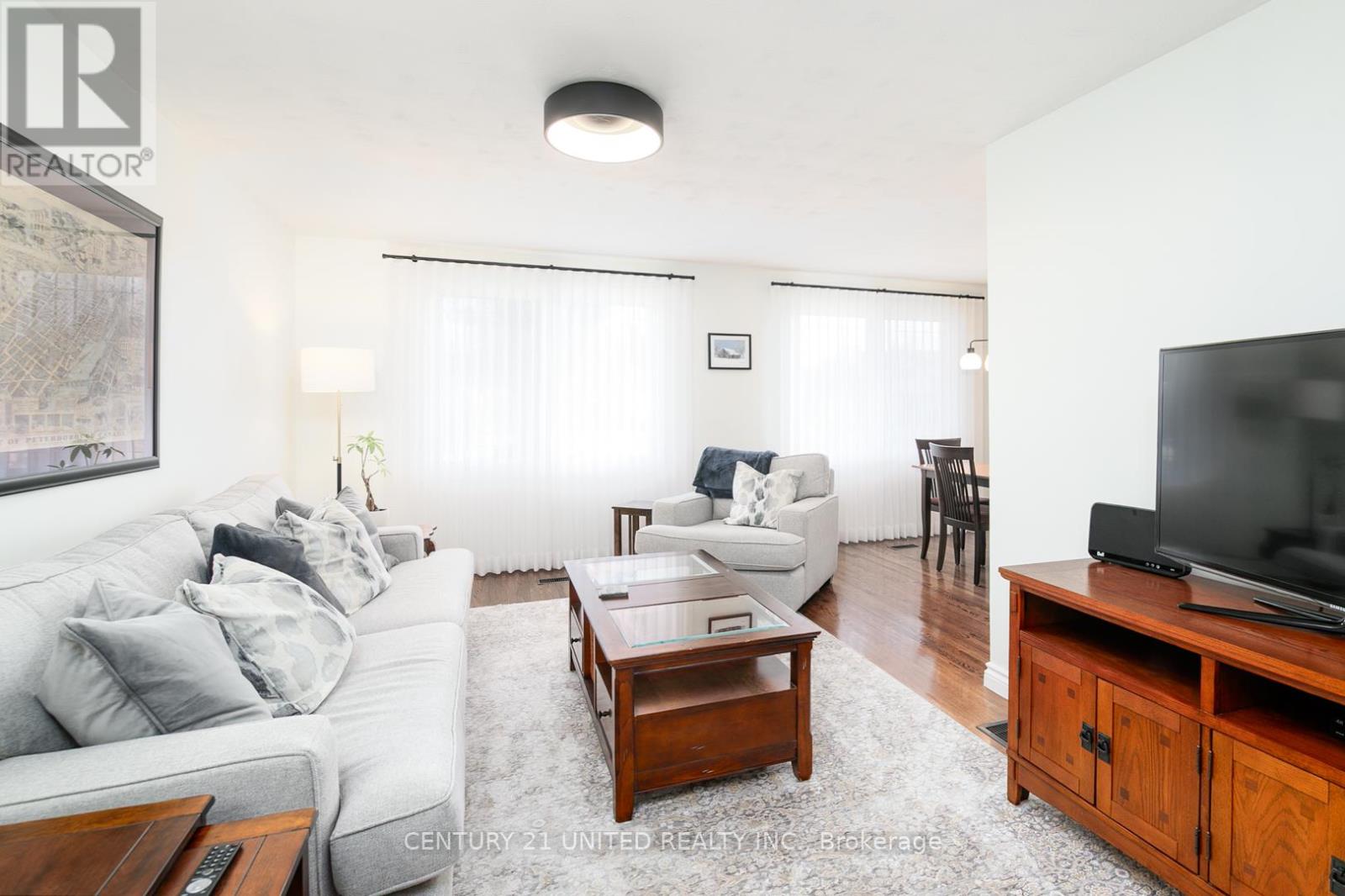 1002 Albany Court, Peterborough (Ashburnham Ward 4), Ontario  K9J 1J2 - Photo 4 - X12793050