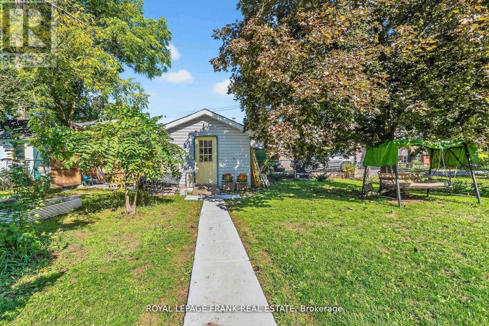 32 Melbourne Street E, Kawartha Lakes, Ontario  K9V 1X7 - Photo 33 - X12793190