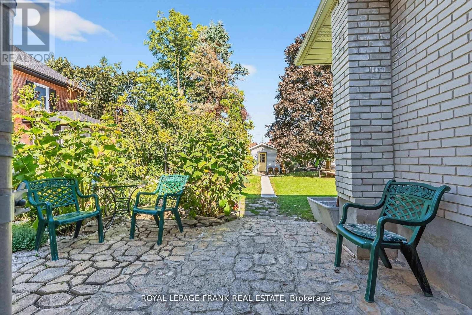 32 Melbourne Street E, Kawartha Lakes, Ontario  K9V 1X7 - Photo 37 - X12793190