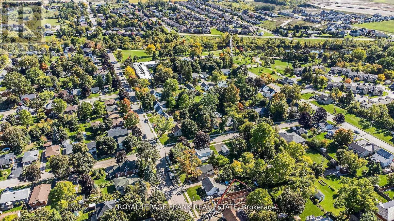 32 Melbourne Street E, Kawartha Lakes, Ontario  K9V 1X7 - Photo 40 - X12793190