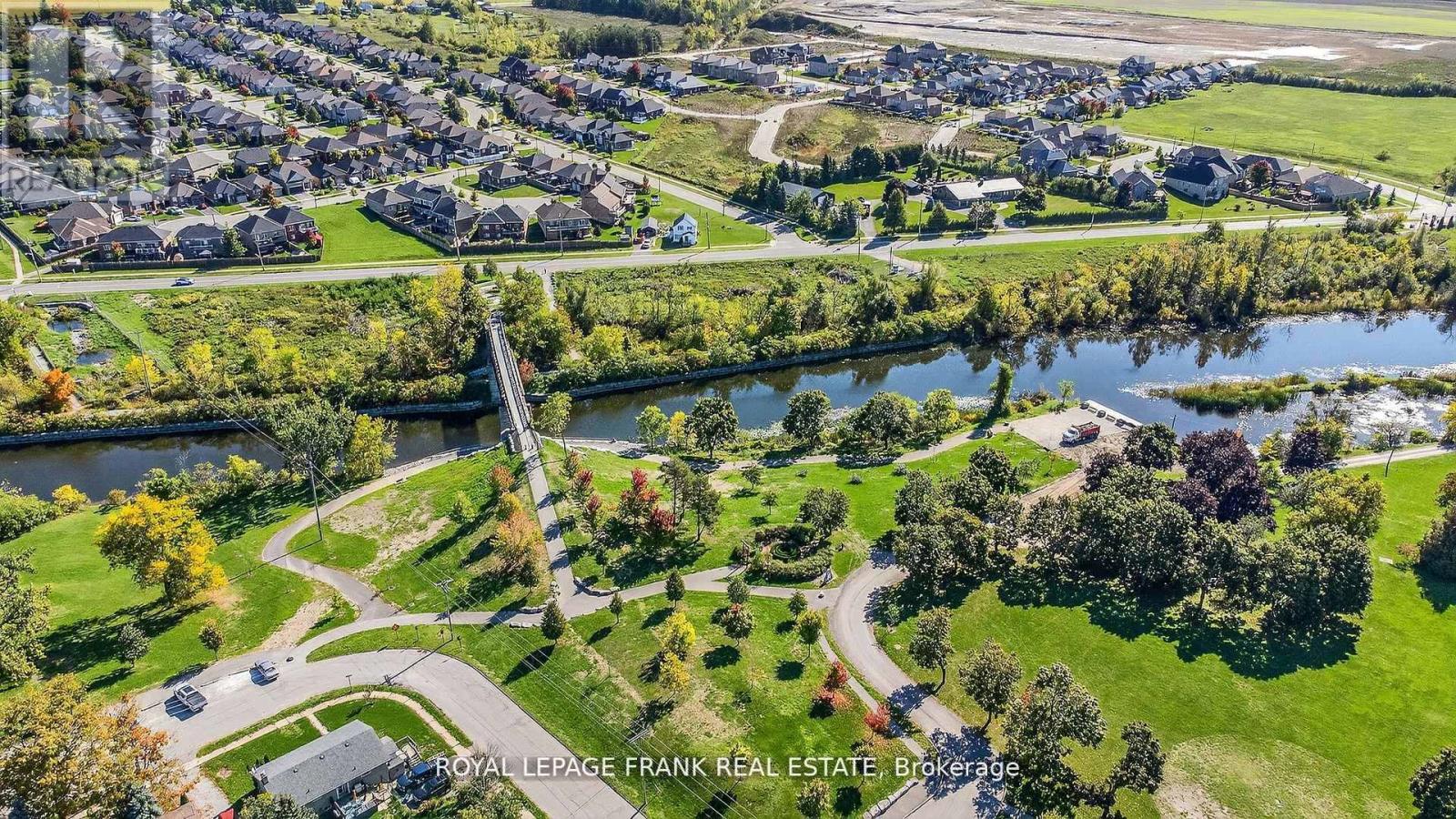 32 Melbourne Street E, Kawartha Lakes, Ontario  K9V 1X7 - Photo 41 - X12793190