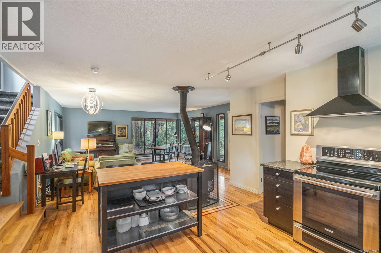 885 Horseshoe Rd, Gabriola Island, British Columbia  V0R 1X3 - Photo 6 - 1025416