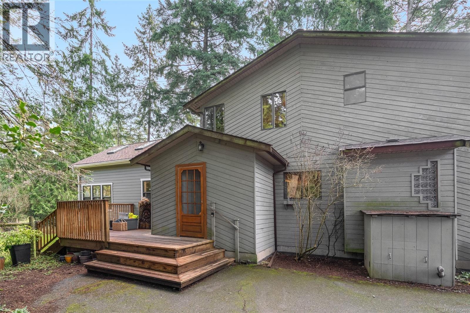 885 Horseshoe Rd, Gabriola Island, British Columbia  V0R 1X3 - Photo 33 - 1025416