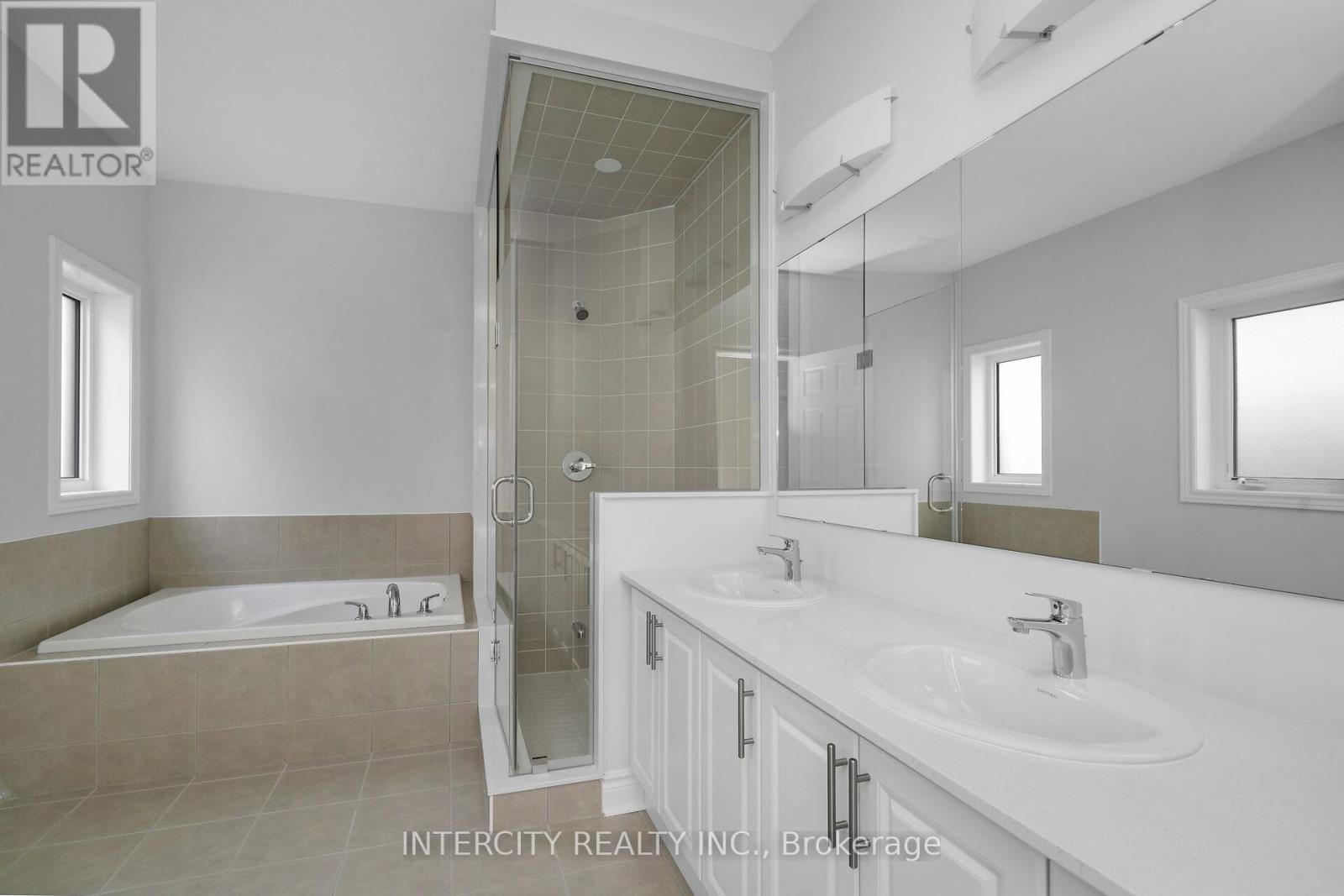 68 Claremont Drive, Brampton, Ontario  L6R 4E8 - Photo 17 - W12715162