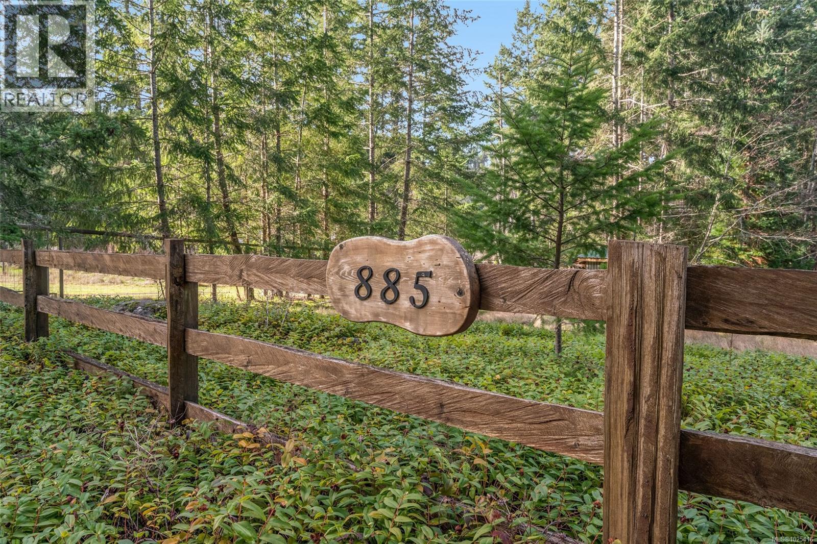 885 Horseshoe Rd, Gabriola Island, British Columbia  V0R 1X3 - Photo 47 - 1025416