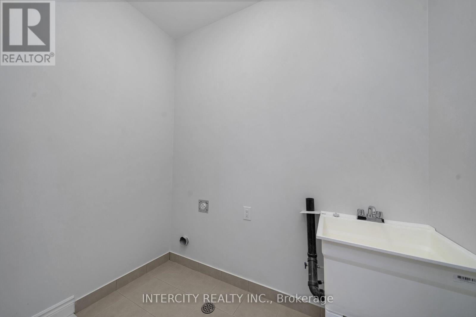 68 Claremont Drive, Brampton, Ontario  L6R 4E8 - Photo 29 - W12715162