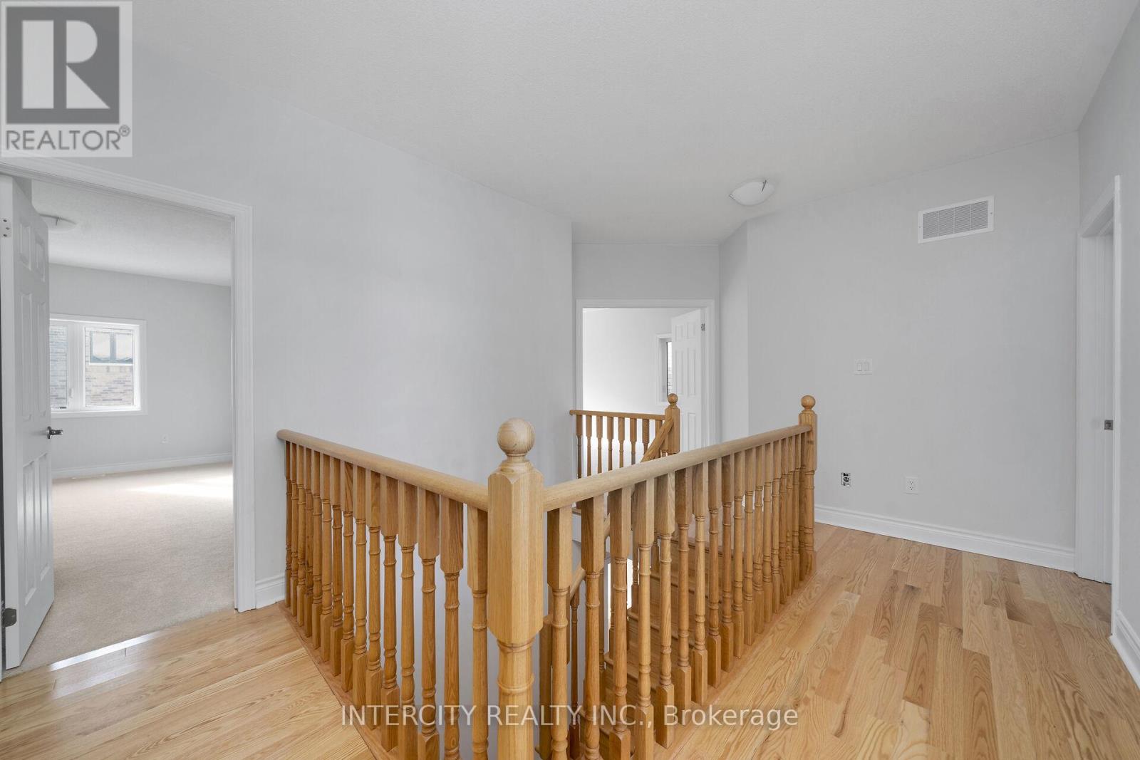 68 Claremont Drive, Brampton, Ontario  L6R 4E8 - Photo 30 - W12715162