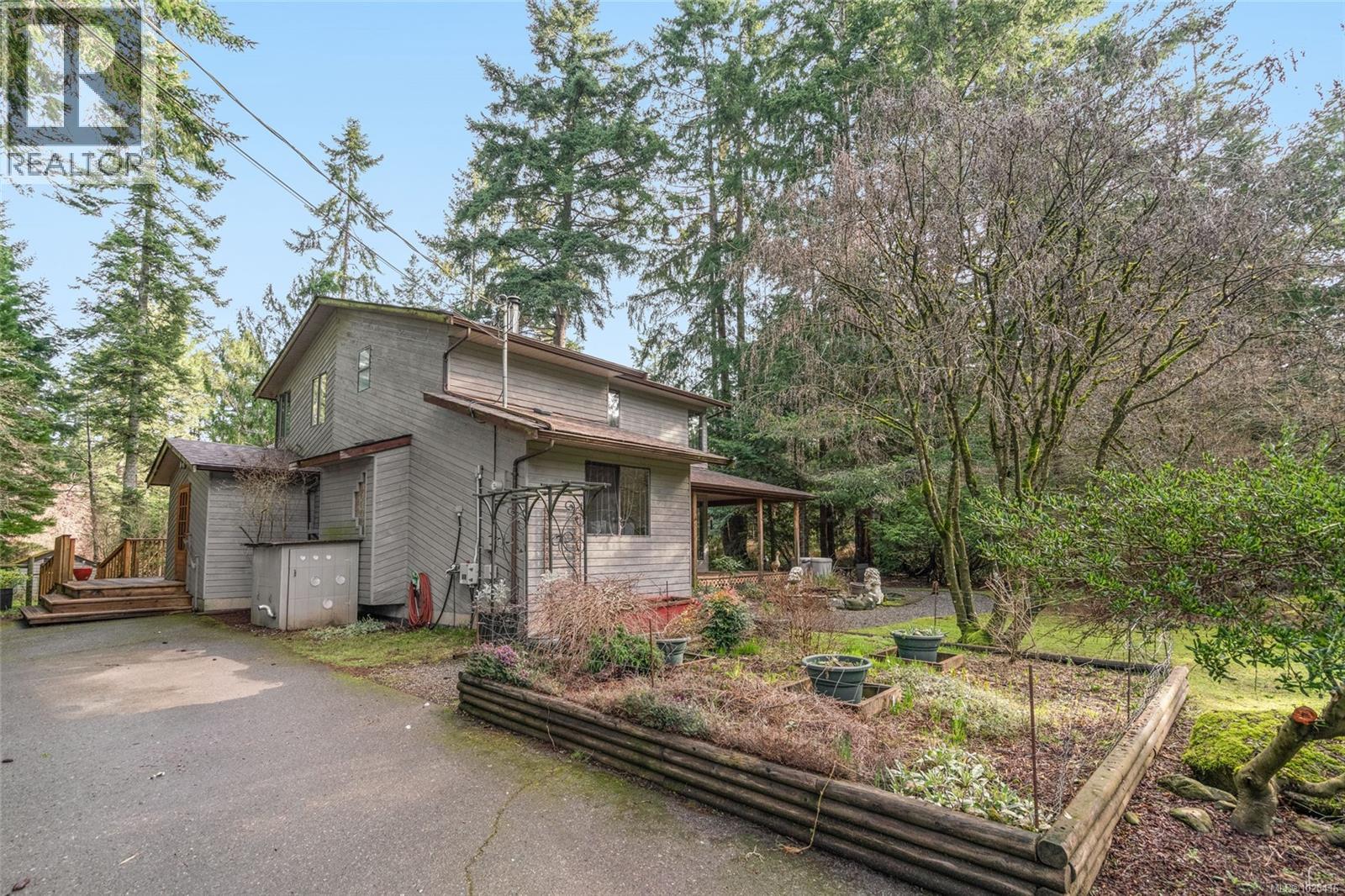 885 Horseshoe Rd, Gabriola Island, British Columbia  V0R 1X3 - Photo 45 - 1025416