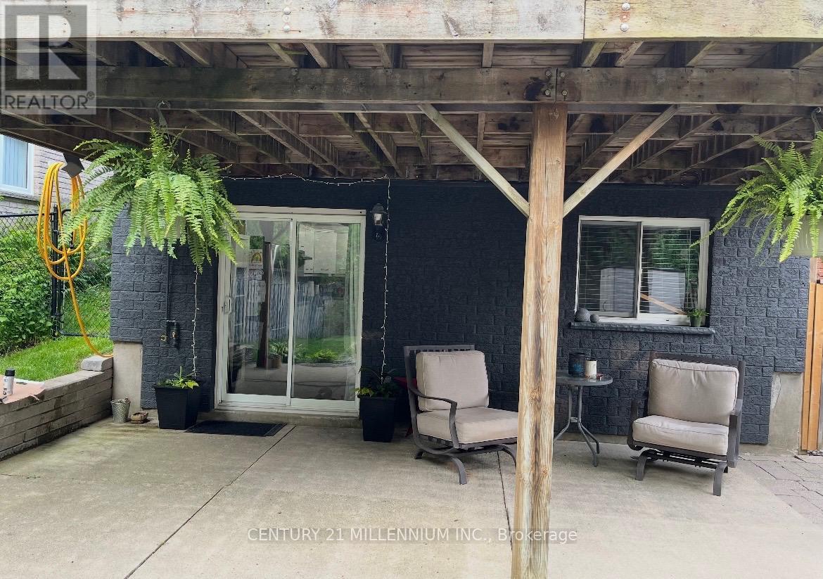 82 Orchid Crescent, Kitchener, Ontario  N2E 3N4 - Photo 44 - X12788568