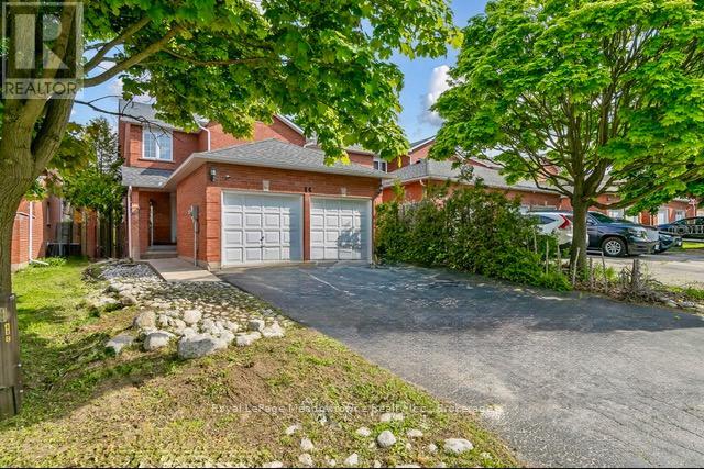 44 Corbett Street, Cambridge, Ontario  N1T 1V5 - Photo 2 - X12793070