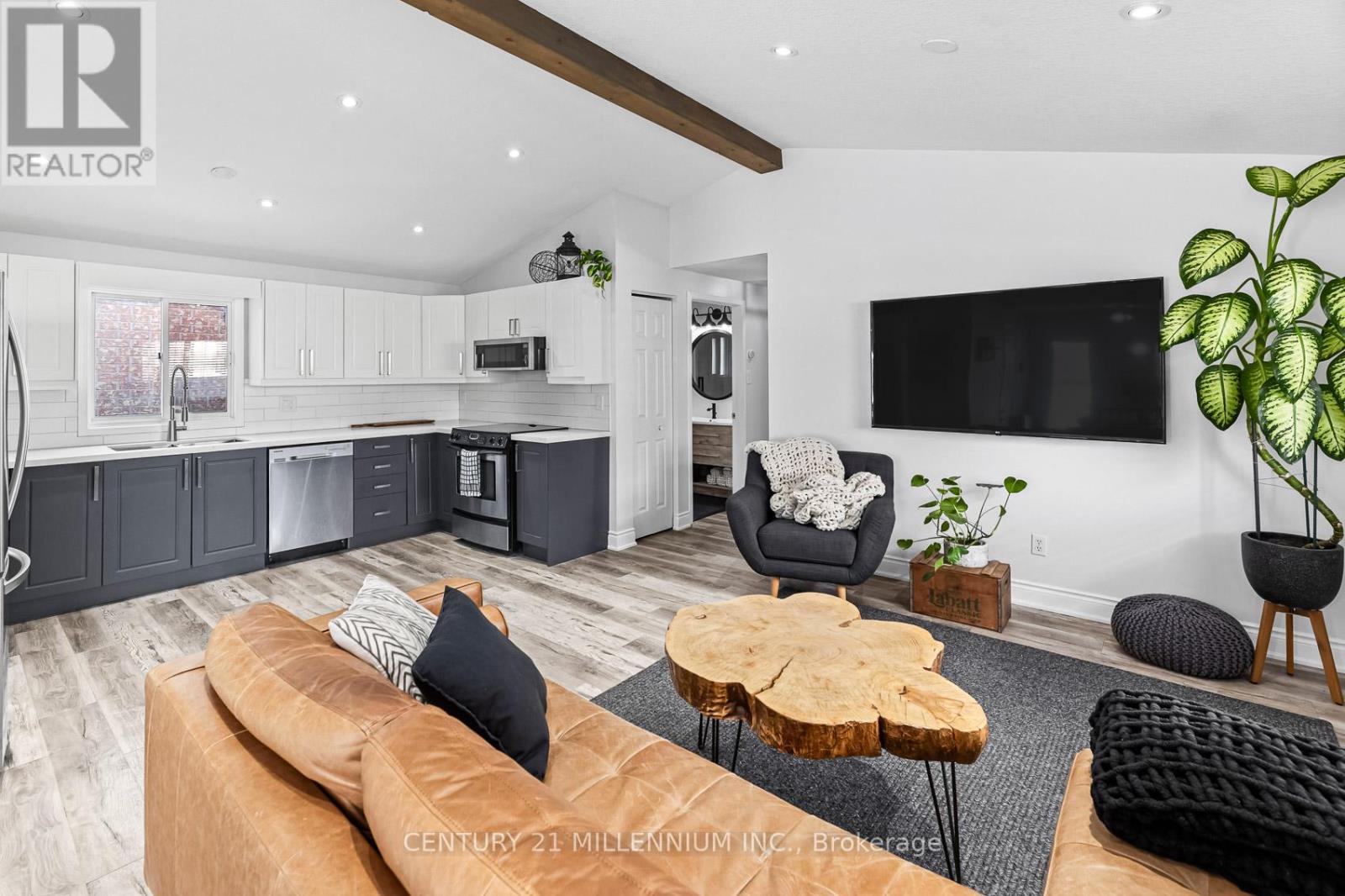 82 Orchid Crescent, Kitchener, Ontario  N2E 3N4 - Photo 9 - X12788568