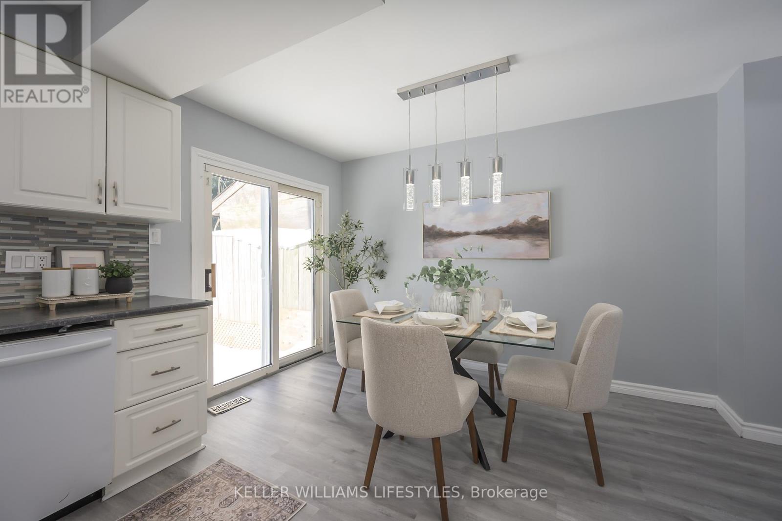 29 Sasha Crescent, London South, Ontario  N6E 2M4 - Photo 3 - X12792920