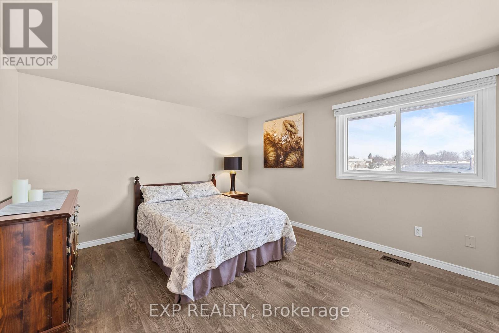 111 Roundhill Court, London South, Ontario  N5Z 4N3 - Photo 20 - X12793006