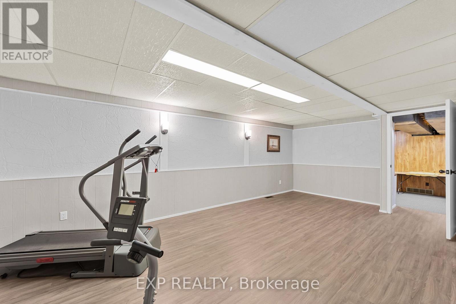 111 Roundhill Court, London South, Ontario  N5Z 4N3 - Photo 27 - X12793006