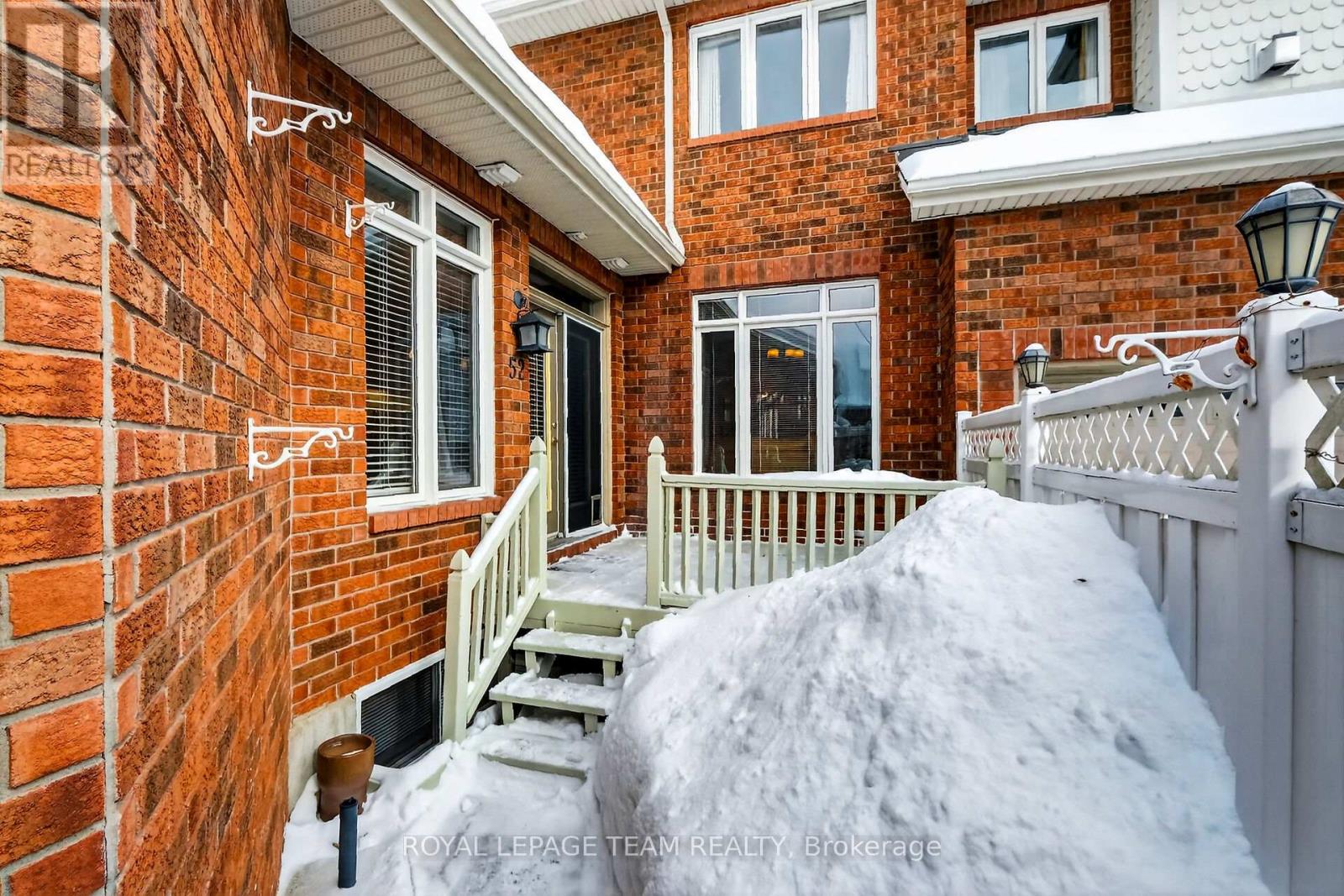 52 Great Oak Private, Ottawa, Ontario  K1G 6P8 - Photo 47 - X12792956