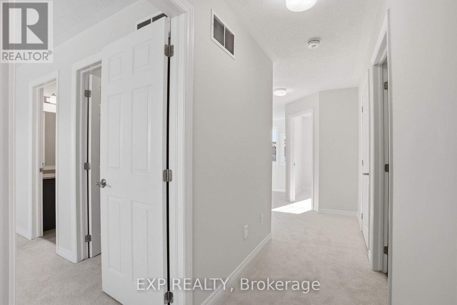 714 Derreen Avenue, Ottawa, Ontario  K2S 2Y7 - Photo 18 - X12793028