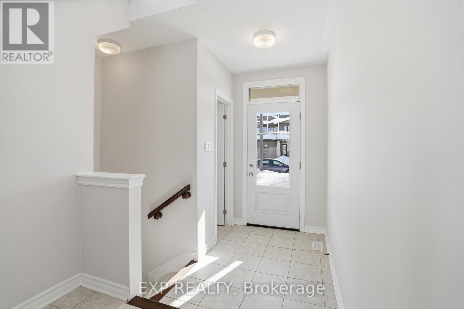 714 Derreen Avenue, Ottawa, Ontario  K2S 2Y7 - Photo 26 - X12793028